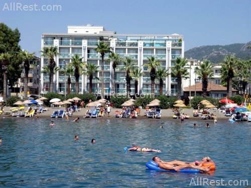 Royal Maris Hotel 